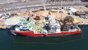 navire extraction du diamant en mer